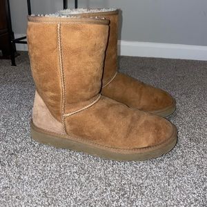 Women’s Classic Short UGG boot